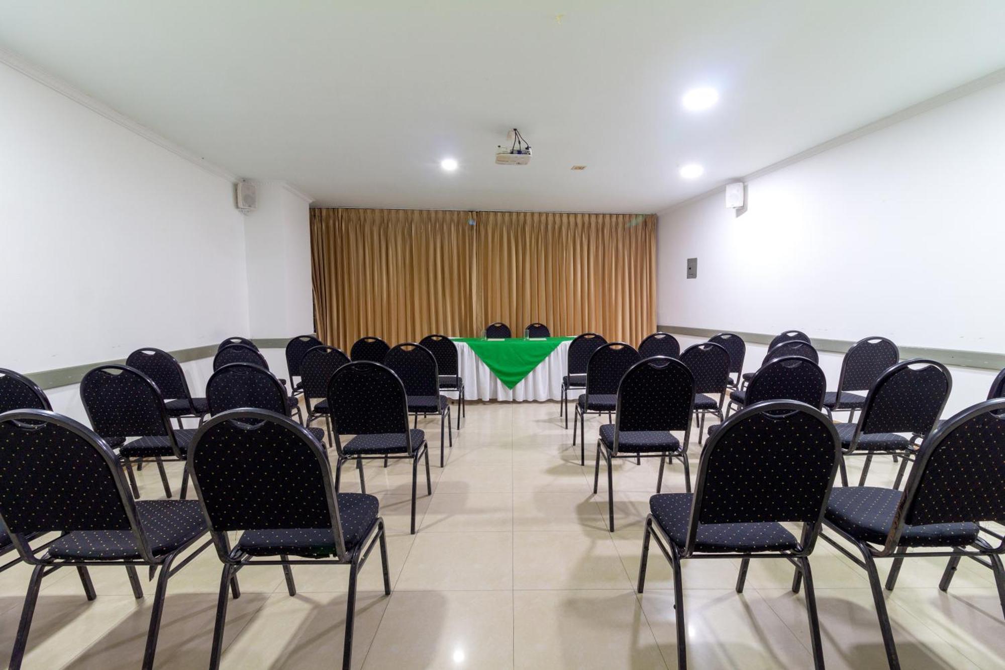 Hotel Costa Bonita Monteria Exterior photo
