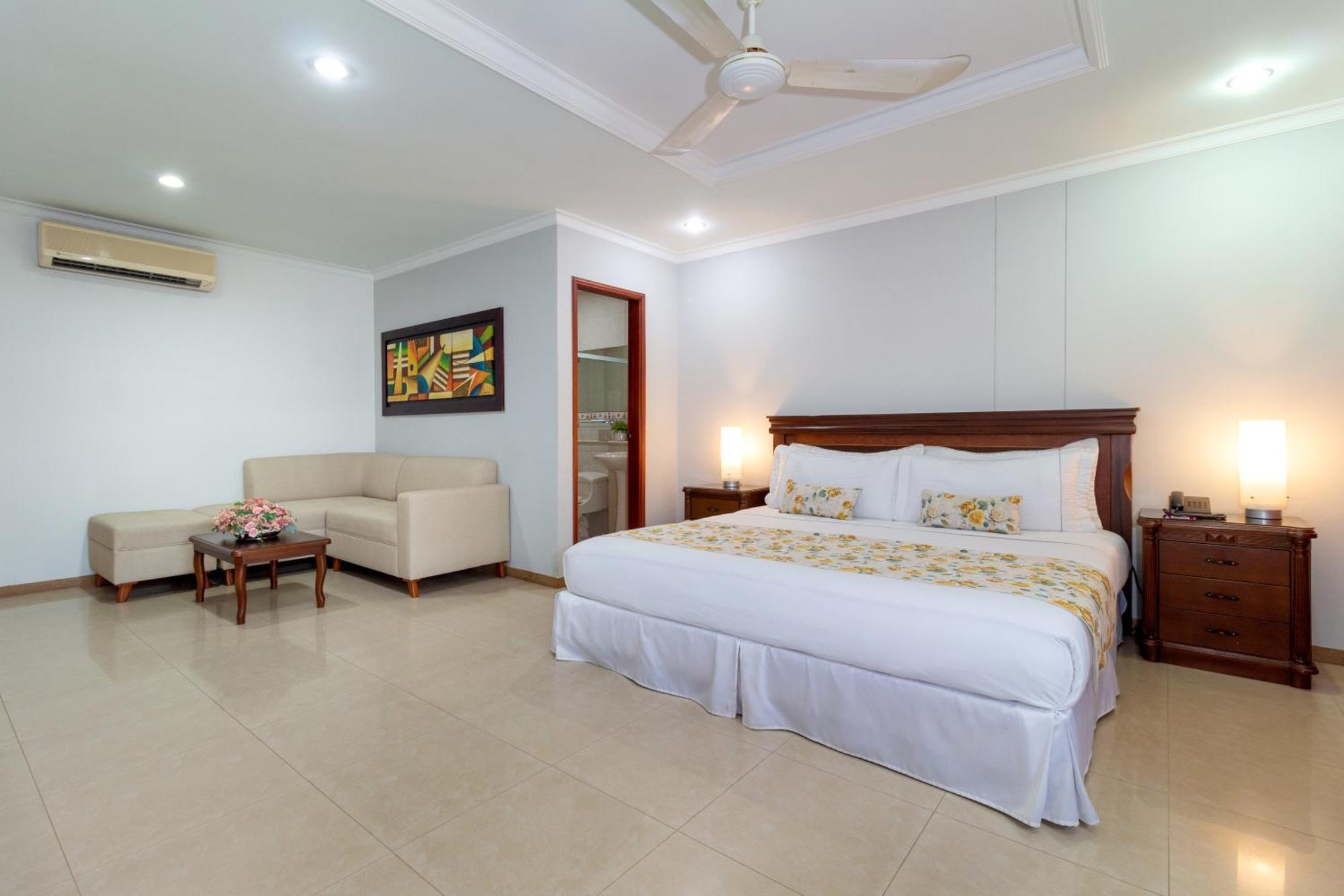 Hotel Costa Bonita Monteria Exterior photo