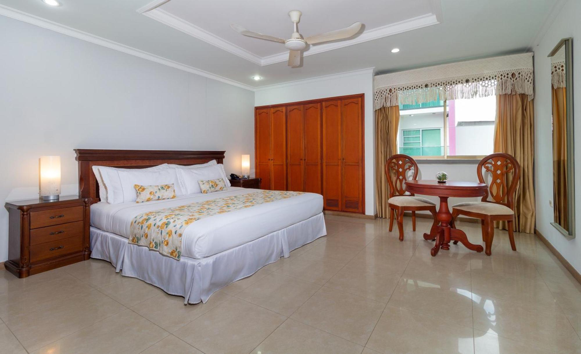 Hotel Costa Bonita Monteria Exterior photo